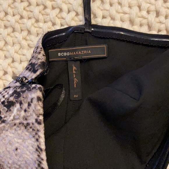 BCBG MazAzria Shana snakeskin dress in size 4 - Picture 7 of 8